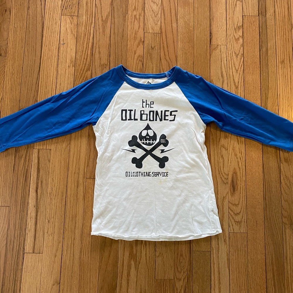 Oil clothing shirt size 14T